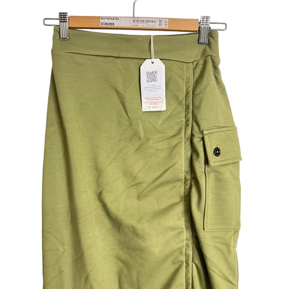 New Sew Sew You Fall Into You Moss Green Skirt by‎ April Daniels - Picture 5 of 7